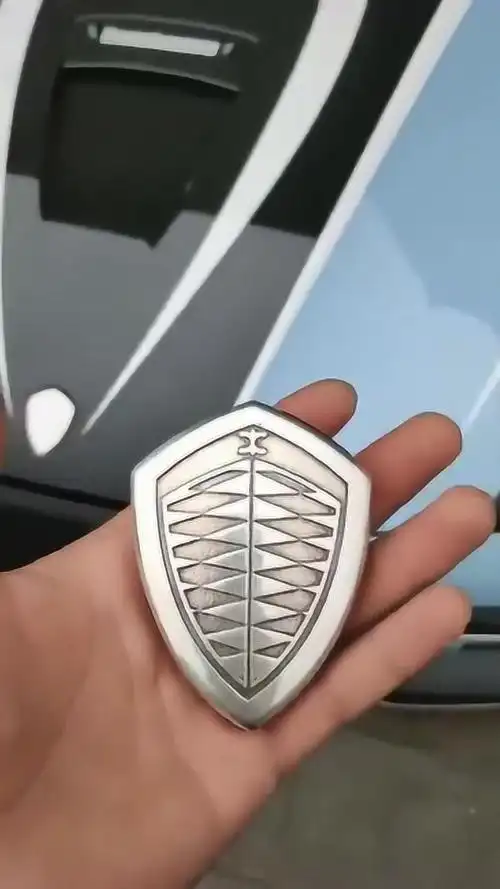 科尼塞克车钥匙是我见过最帅的车钥匙没有之一
