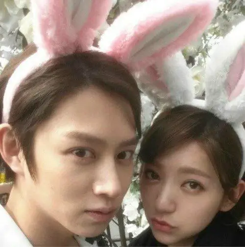 图金希澈吻郭雪芙引争议二人疑似假戏真做