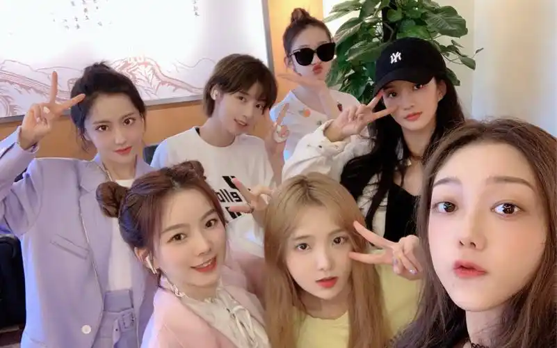 硬糖少女303在线征集粉丝名粉丝应援色粉丝口号大家快来参与吧ω