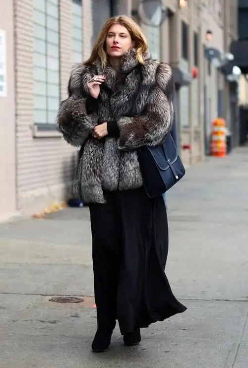 貂皮什么颜色的好