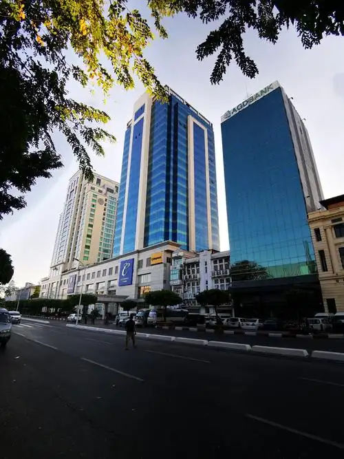 万塔佛国缅甸游一一仰光一日游(二)独立广场小吃街,瑞德宫大金塔