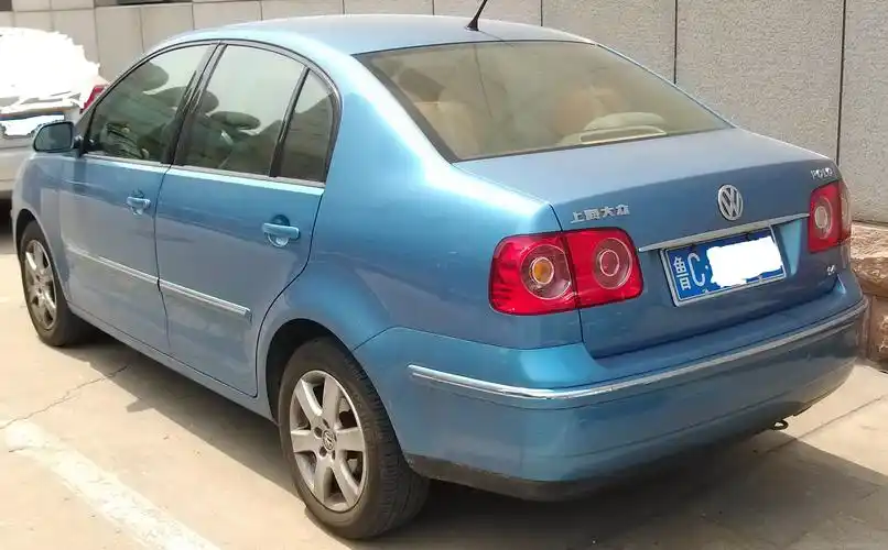 09年大众三厢波罗