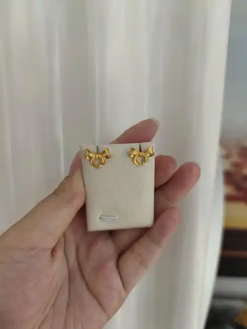 "梁祝"化蝶而引出的漂亮蝴蝶结有见证爱情,浪漫唯美的含义.