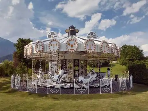 奥地利的施华洛世奇水晶宫,不见定海神针,快来体验这晶莹剔透吧