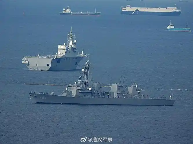 日本"春雨"号护卫舰返航