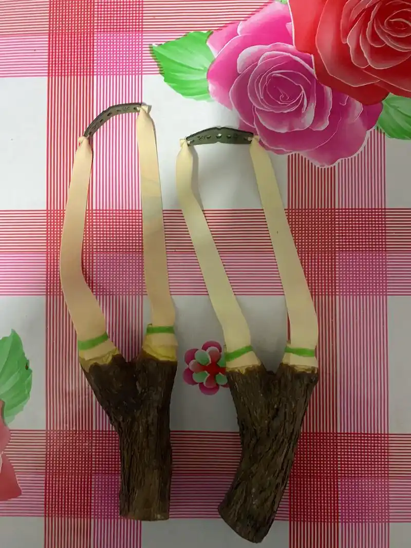 闲着没事做俩酸枣原叉弹弓#纯手工打造 #儿时记忆 #弹弓 - 抖音