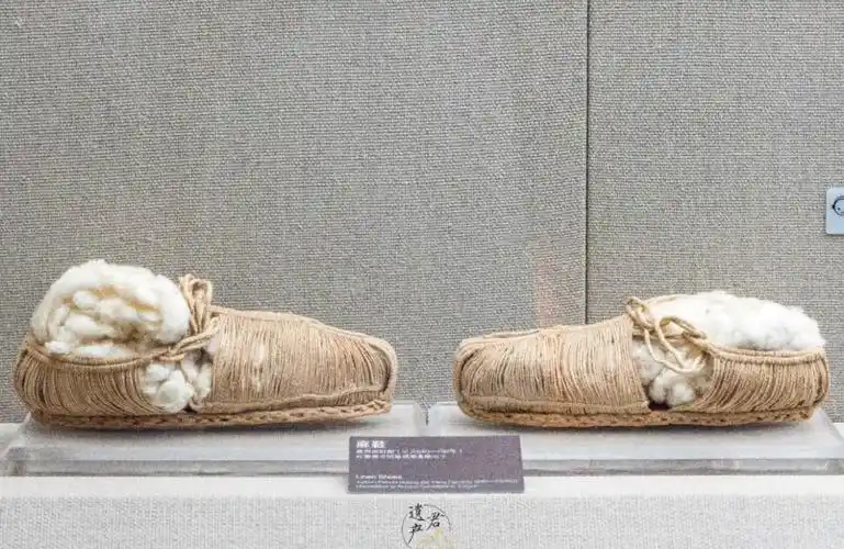 1000年前唐代人穿的麻鞋