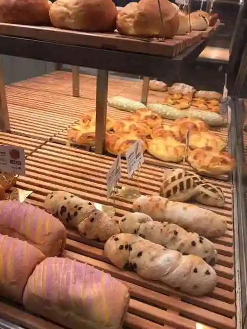 熊治(青果路旗舰店)-"吃完火锅刚好来旁边买面包当早饭这家旗舰.