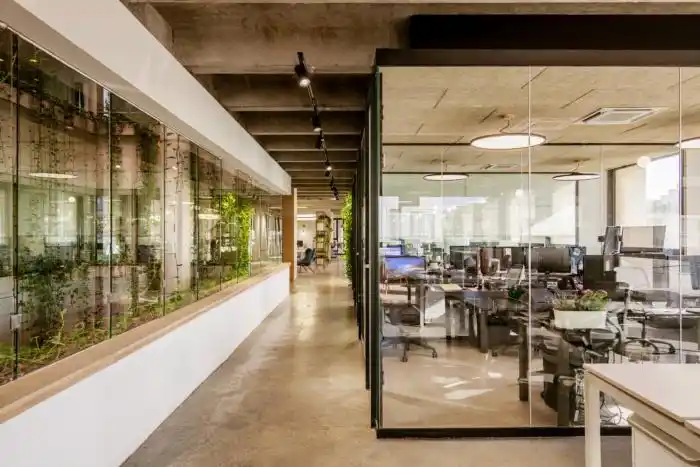 华可可丨被绿植覆盖的办公室设计装修案例