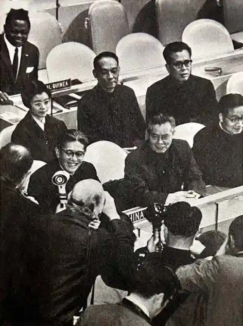 推动民族复兴 促进人类进步:百年大党的外交成就