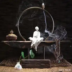 《红楼梦》中关于惜春的判词:"独卧青灯古佛旁",而"却因浊酒留风尘"又