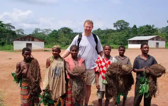 世界上真的有矮人国不仅时常遭受歧视还被视为侏儒