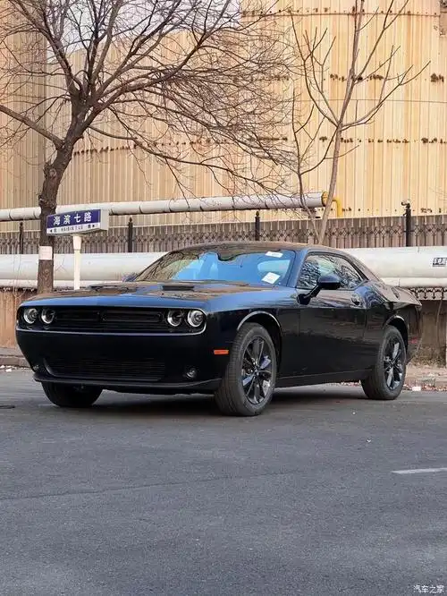 今年任务欢迎贸易道奇挑战者36两驱四驱道奇地狱猫6