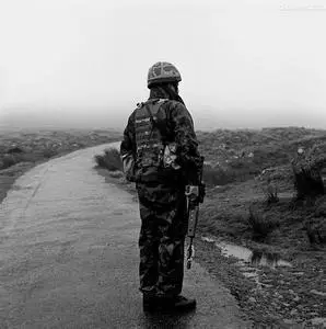 军人背影微信头像图片微信军人头像照片