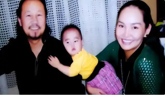 哈斯高娃受不了腾格尔嗜酒如命离婚27年无儿无女