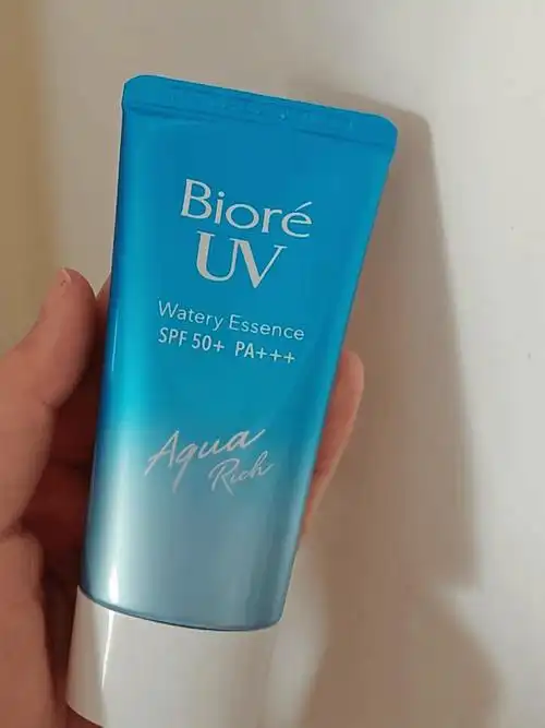 十大防晒霜排行榜10强,适合你的防晒霜就在其中