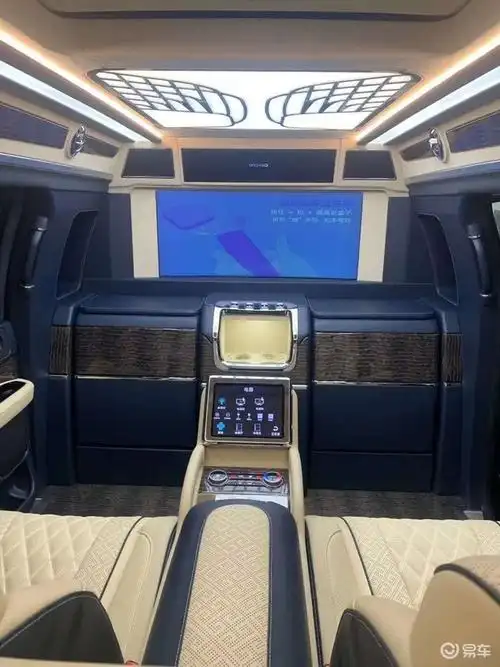 林肯领袖一号黑色-方向盘-内饰-易车