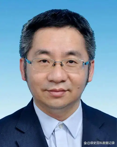 东南大学现任11位校领导简介