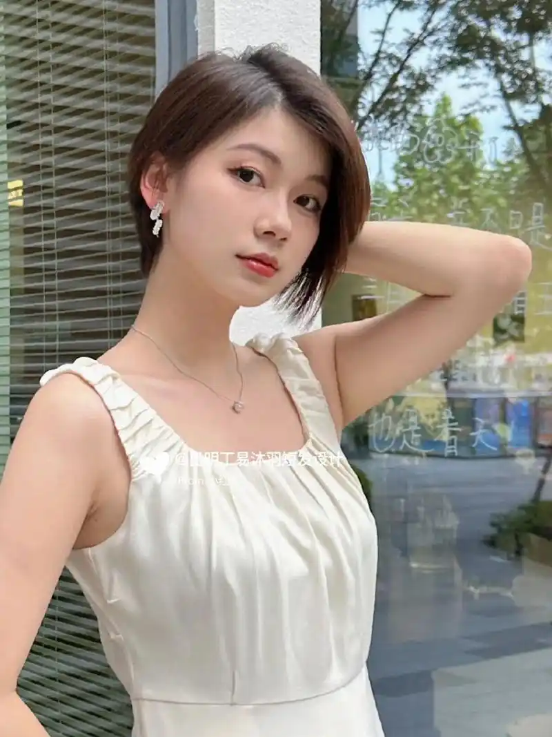 下半生可以换97一个感觉和磁场 2023超短发推荐,俏皮 减龄高额头