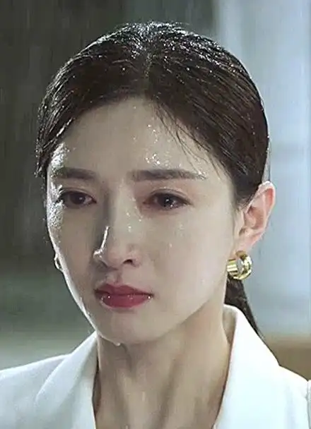 江疏影哭戏炸裂,看了让人心疼