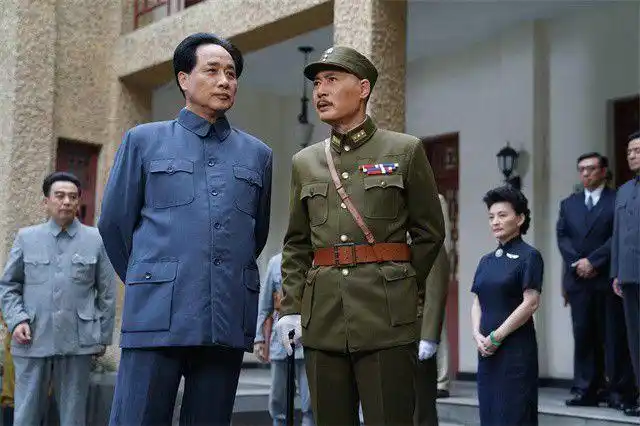 蒋介石专业户马晓伟比唐国强还帅今60岁低调到鲜有人知