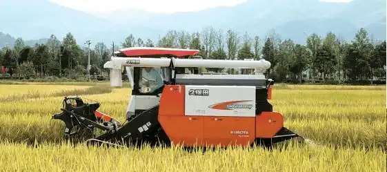 久保田全喂入式联合收割机cx100s4lz5c8重磅来袭