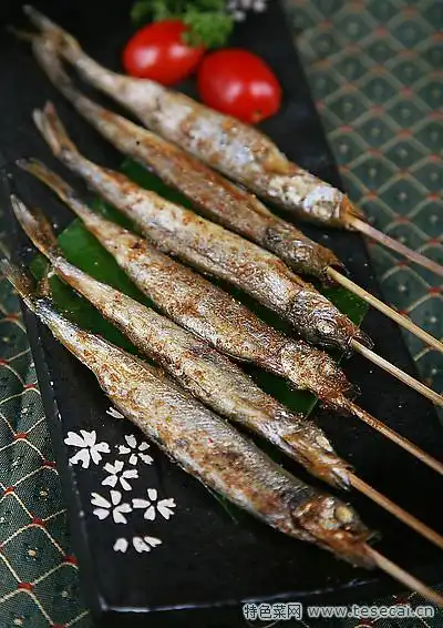 日期:2016-01-23 | mei07发布 | 59个赞盐烤多春鱼图片食品图片盐烤多