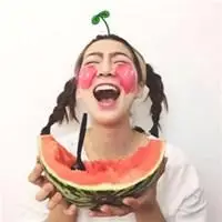 有趣的头像搞笑女生【点击鼠标右键下载】