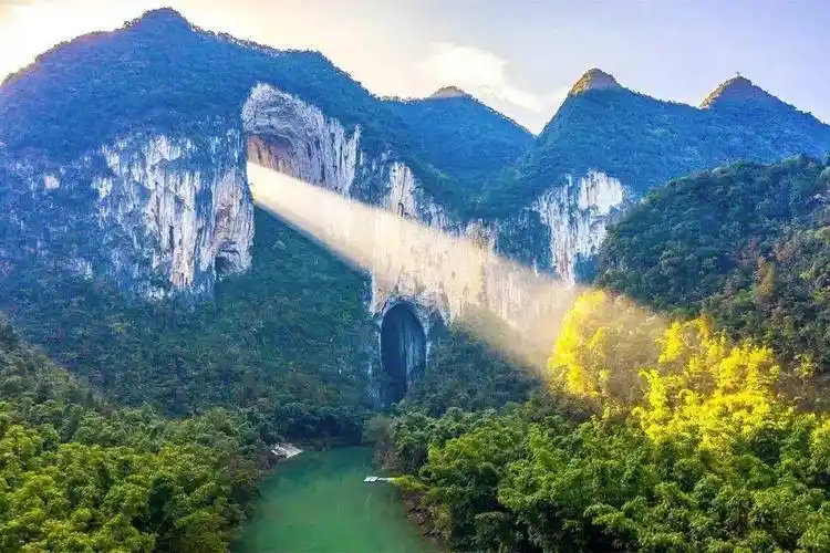 9月,来紫云格凸河开启"追光之旅"!这些攻略要提前做好_天神_景区_世界