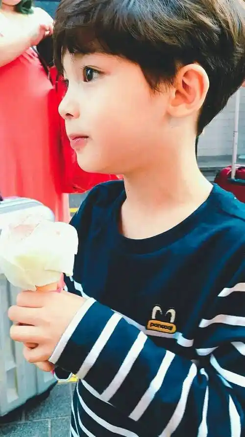 萌娃,可爱小孩,小男孩,正太,手机壁纸萌娃小正太