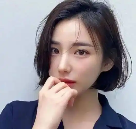 好看不过时内扣发型 彰显优雅温柔气质_短发_层次感_修剪