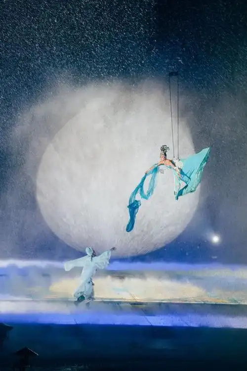 舞剧《长恨歌》5000场华美"庆生"02 022023冰火版再启冬日浪漫