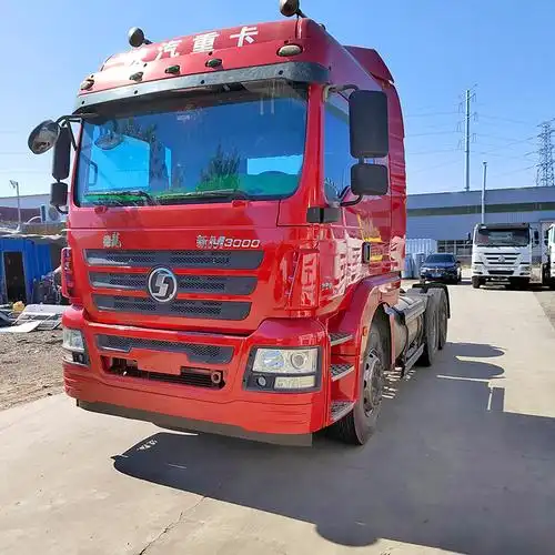 出口后八轮cng牵引车 430马力天然气卡车头 陕汽德龙燃气拖拉机