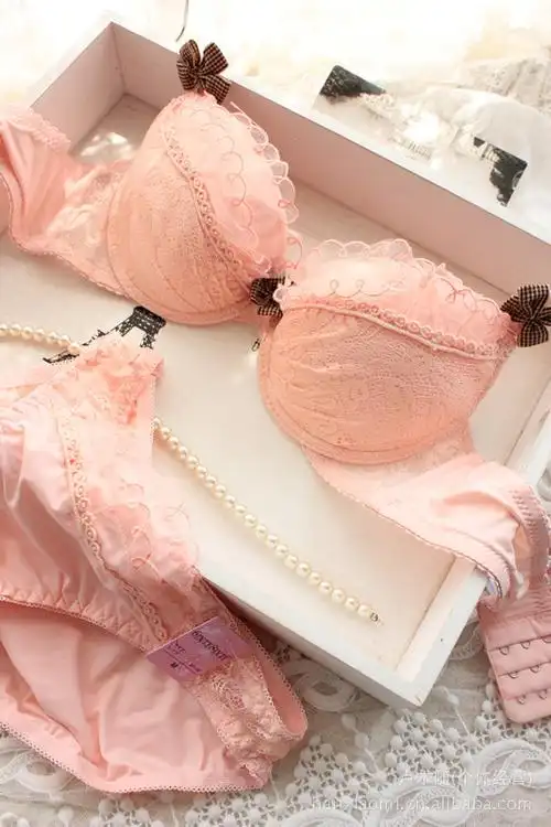 9217 新款梅花刺绣 少女公主 三排三扣聚拢内衣套装