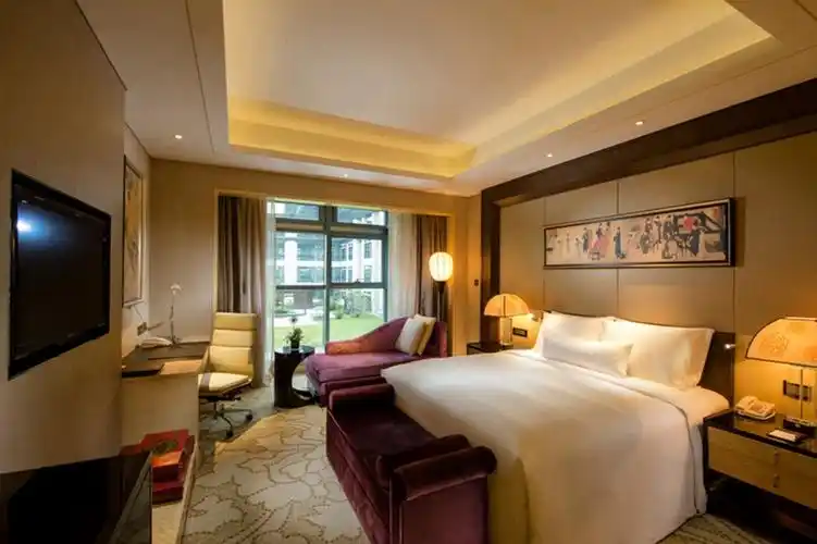 西安| 西安万达希尔顿酒店,更有亲子房让孩子享受欢乐时光,酒店有穿梭