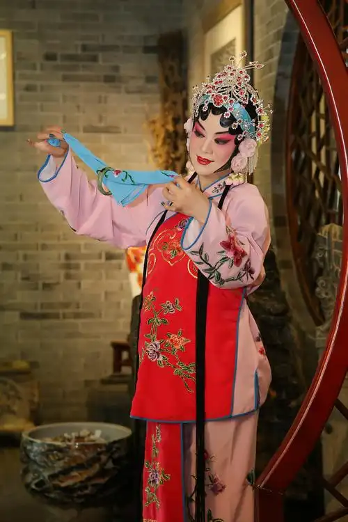 雯彤京剧花旦照