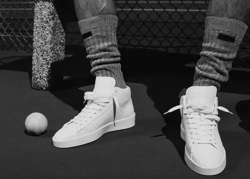 鞋王点赞fearofgod最新网球小白鞋发布