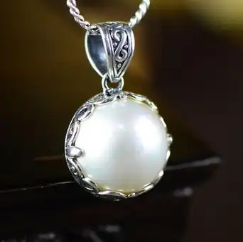 s925银饰品镶嵌珍珠吊坠 圆滑马贝珠项链雕花边简约复古风项坠女