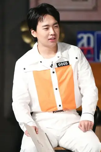 郭麒麟跑男团迎来"集体婚礼"结婚生子是人生中的重大节点,"婚礼"也是