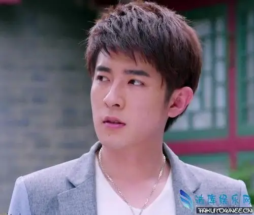 狐狸的夏天中顾承泽的秘书是谁演的季肖冰还演过什么电视剧