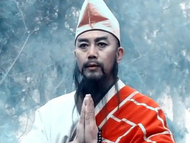 《白眉大侠》中细脖大头鬼房书安有哪些战绩?