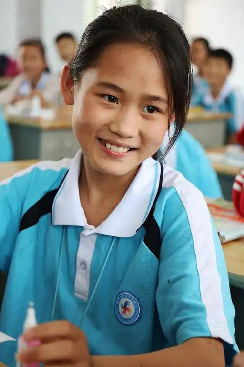 新邵思源学校形象墙拍摄|教育机构品牌学校笑脸墙摄影