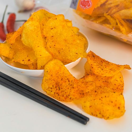 贵州特产小吃零食麻辣袋装_尖兵贵州特产小吃 酥脆麻辣土豆片 麻辣
