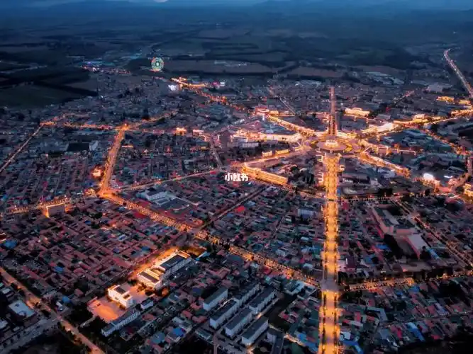 特克斯县城按《易经》八卦布局而成.