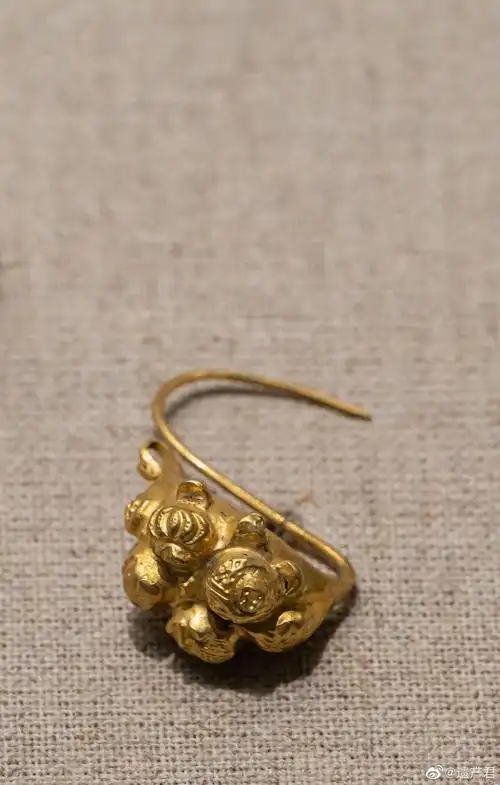 安徽博物院藏· 宋代花果纹金耳环_高清图集_新浪网