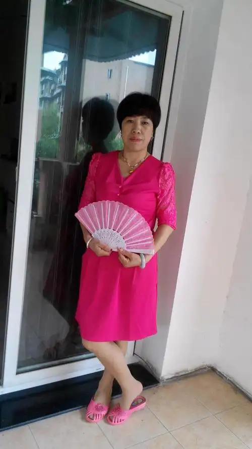 50岁离异女征婚照片(id:69318155)_浙江温州征婚交友_珍爱网