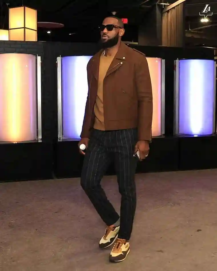 nba湖人"詹皇"勒布朗·詹姆斯时尚穿搭解析