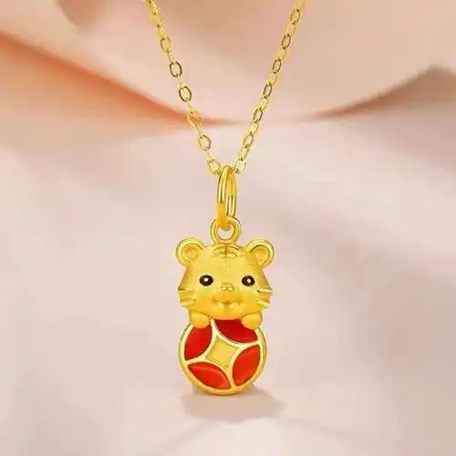 老虎吊坠锁骨链虎年挂坠本命年生肖属相项链首饰送礼物幸运萌虎