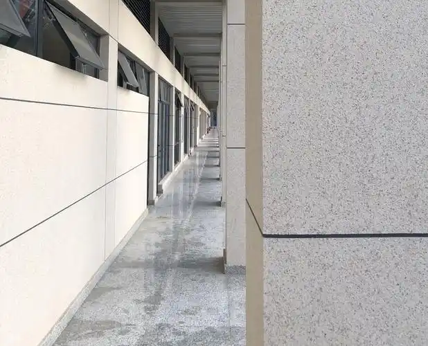 夏季外墙真石漆施工应该注意什么