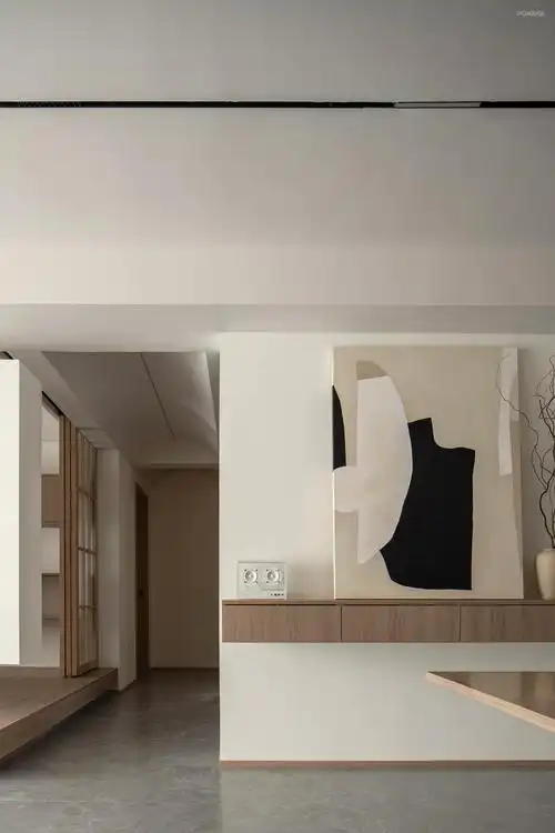 128平日式简约侘寂自然风原木三室住宅公寓装修案例_know design